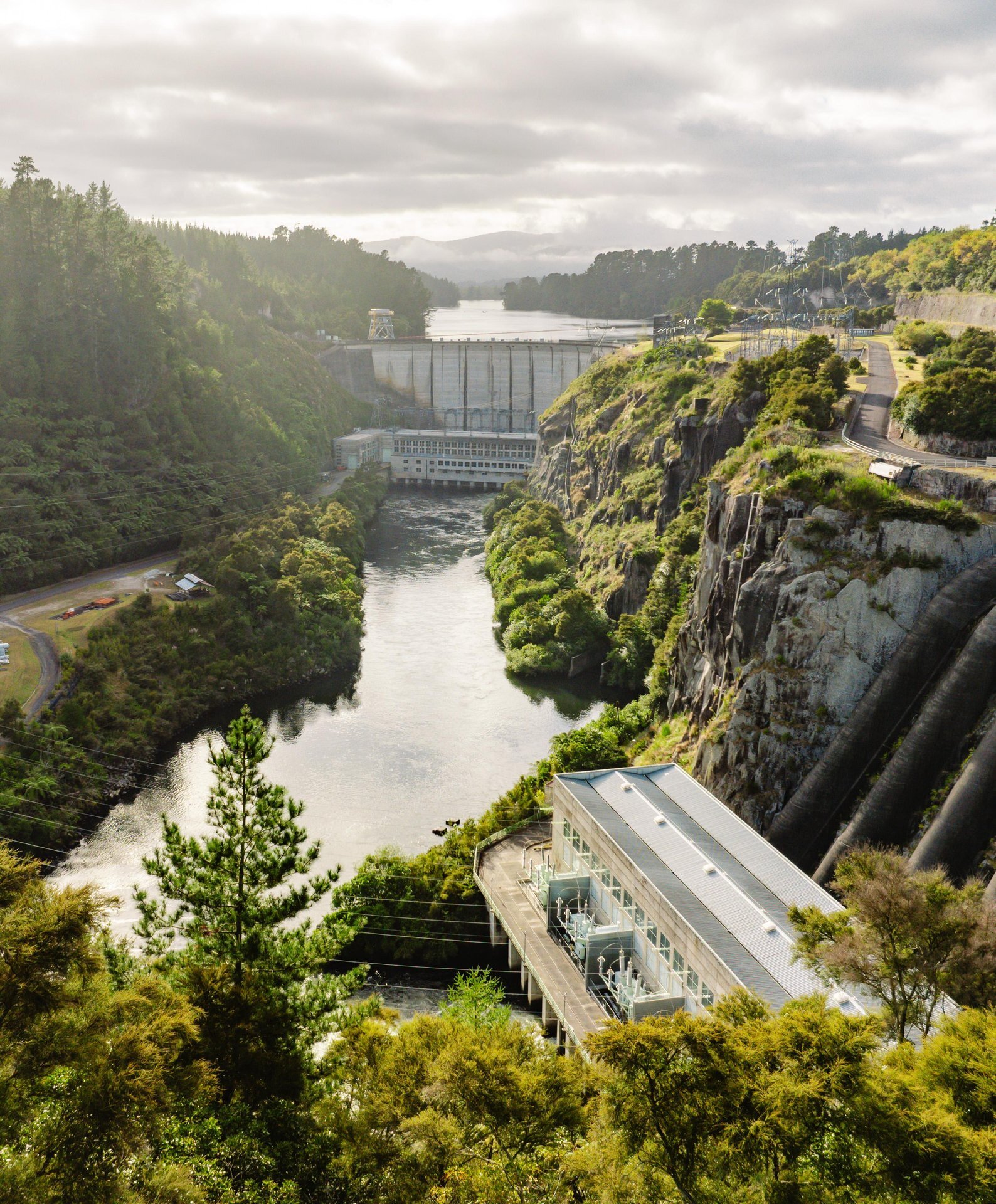 Supervolcanics-Whakamaru-Dam-Mangakino