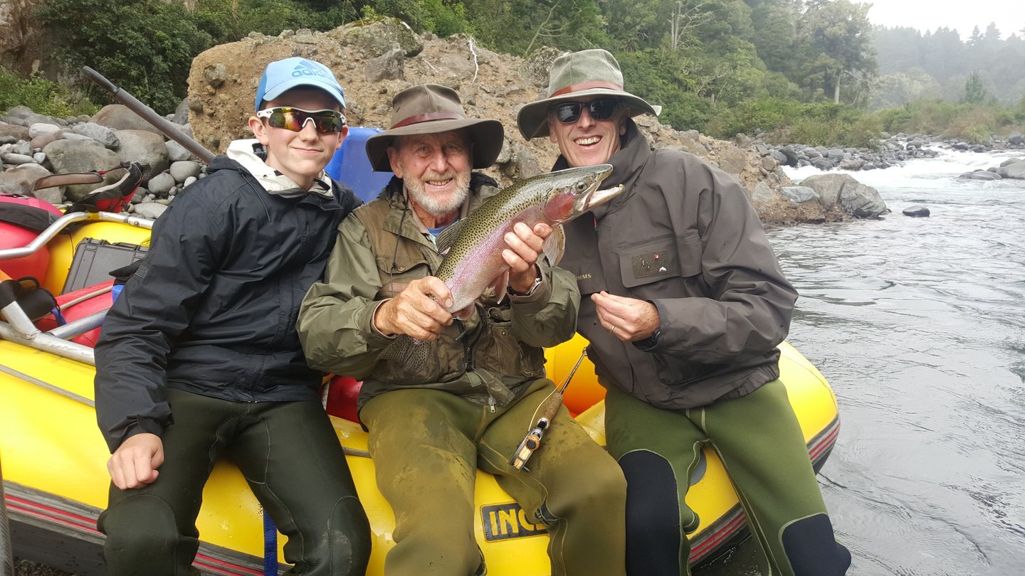 2506_turangi_raft_fishing_trout_men_smile