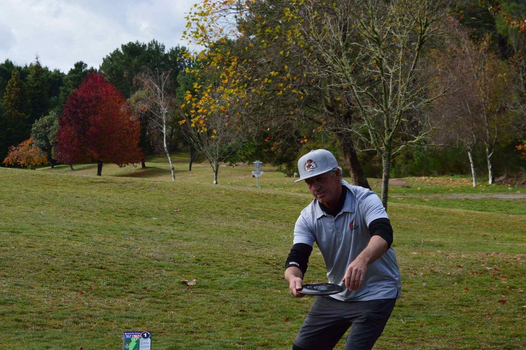 2504_img_taupo_town_disc_golf_man_ready_to_throw_disc-1