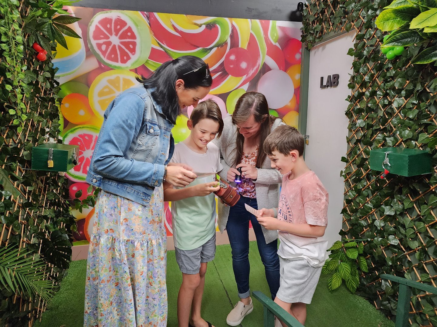 2506_taupo_escape_room_family_game