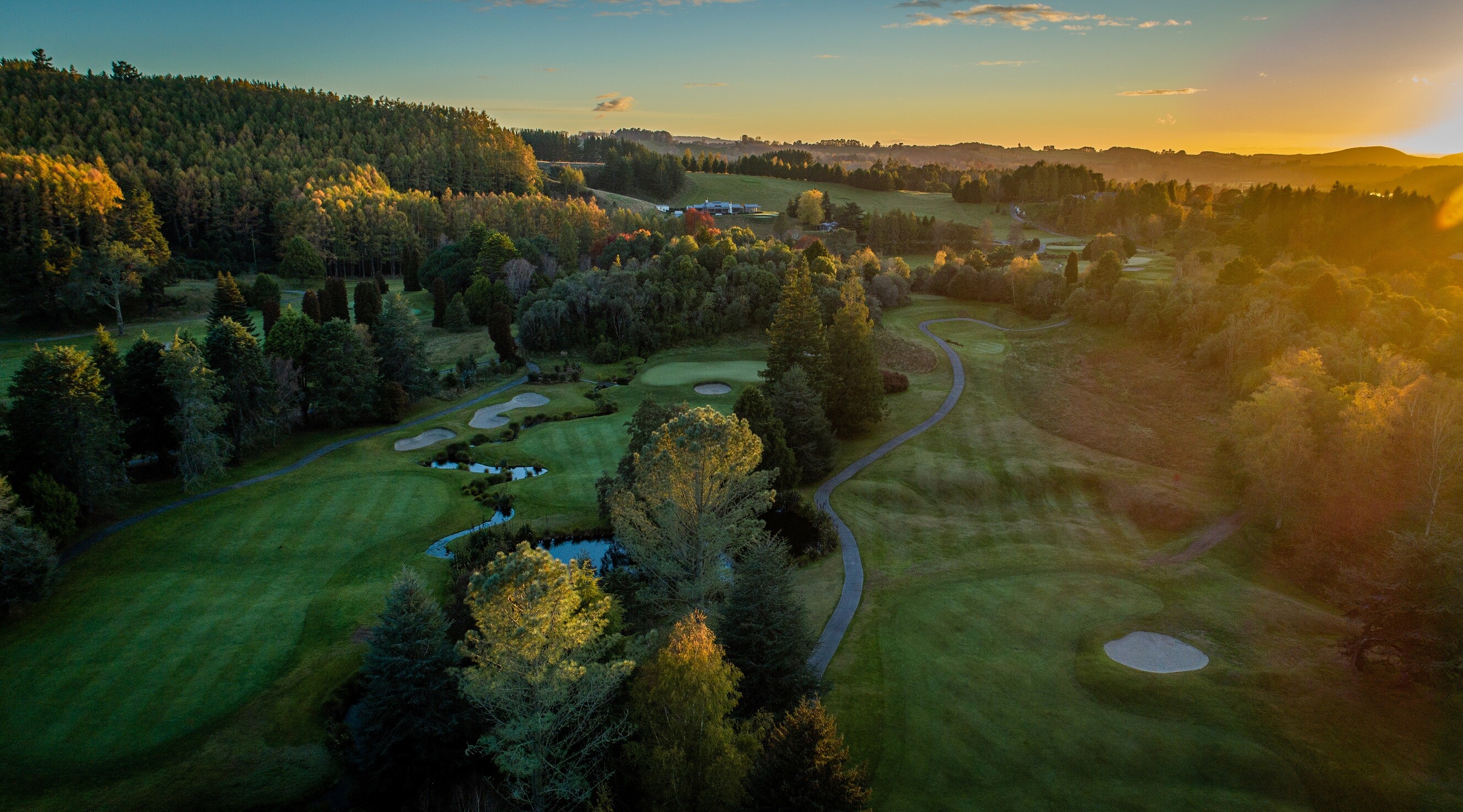 Wairakei Golf +Sanctuary: a paradise for golfers and our national icon