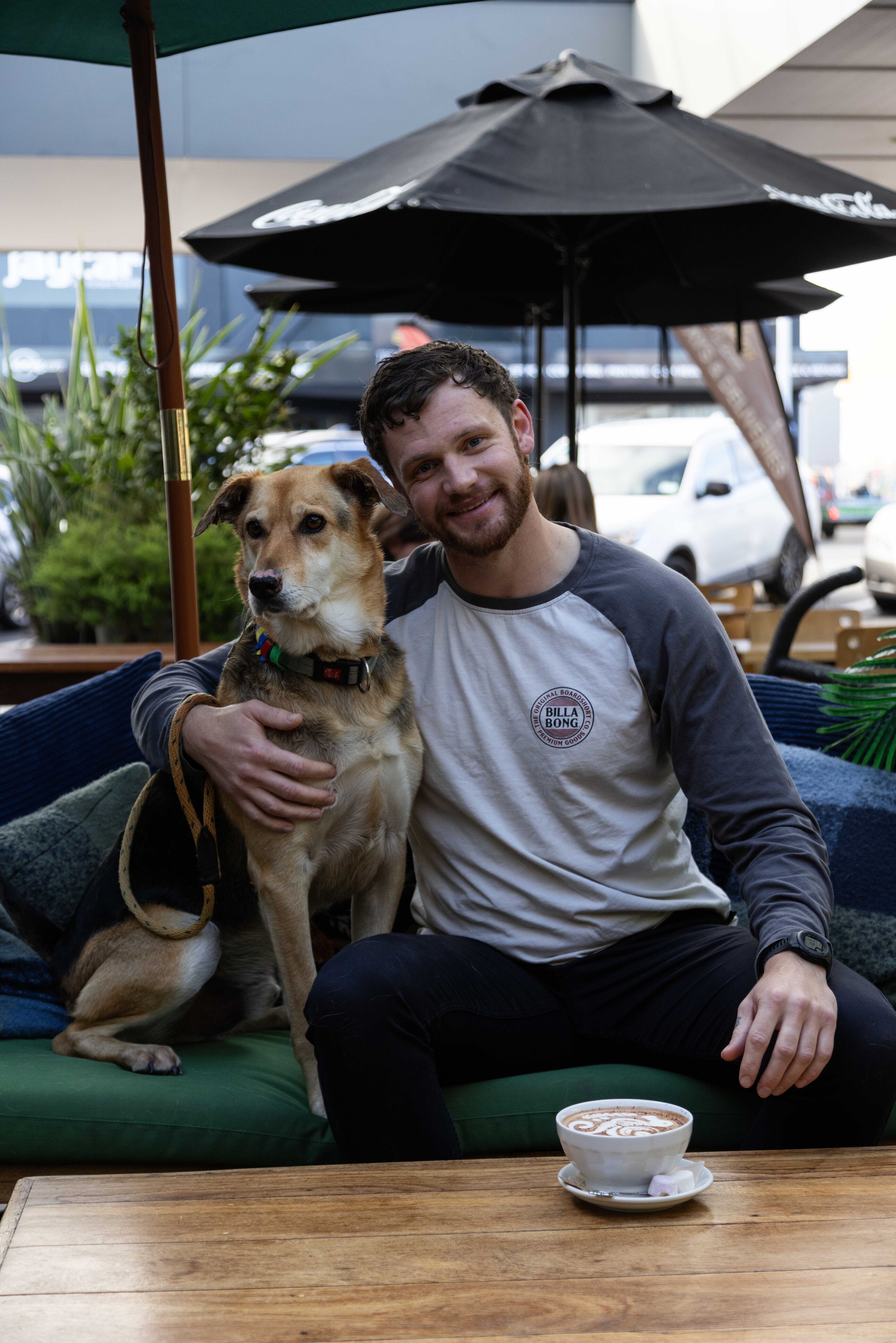 Welcome-Campaign-Cosy-corner-food-cafe-dog-coffee-couple-April-2025-37 (25)