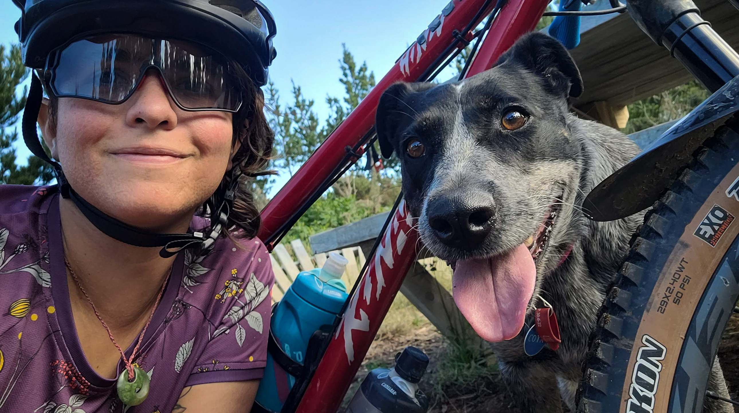 2504_img_taupo_region_alex_and_coya_biking_dog_freindly_moutain_rides_lady_with_bike_large_2580x1440