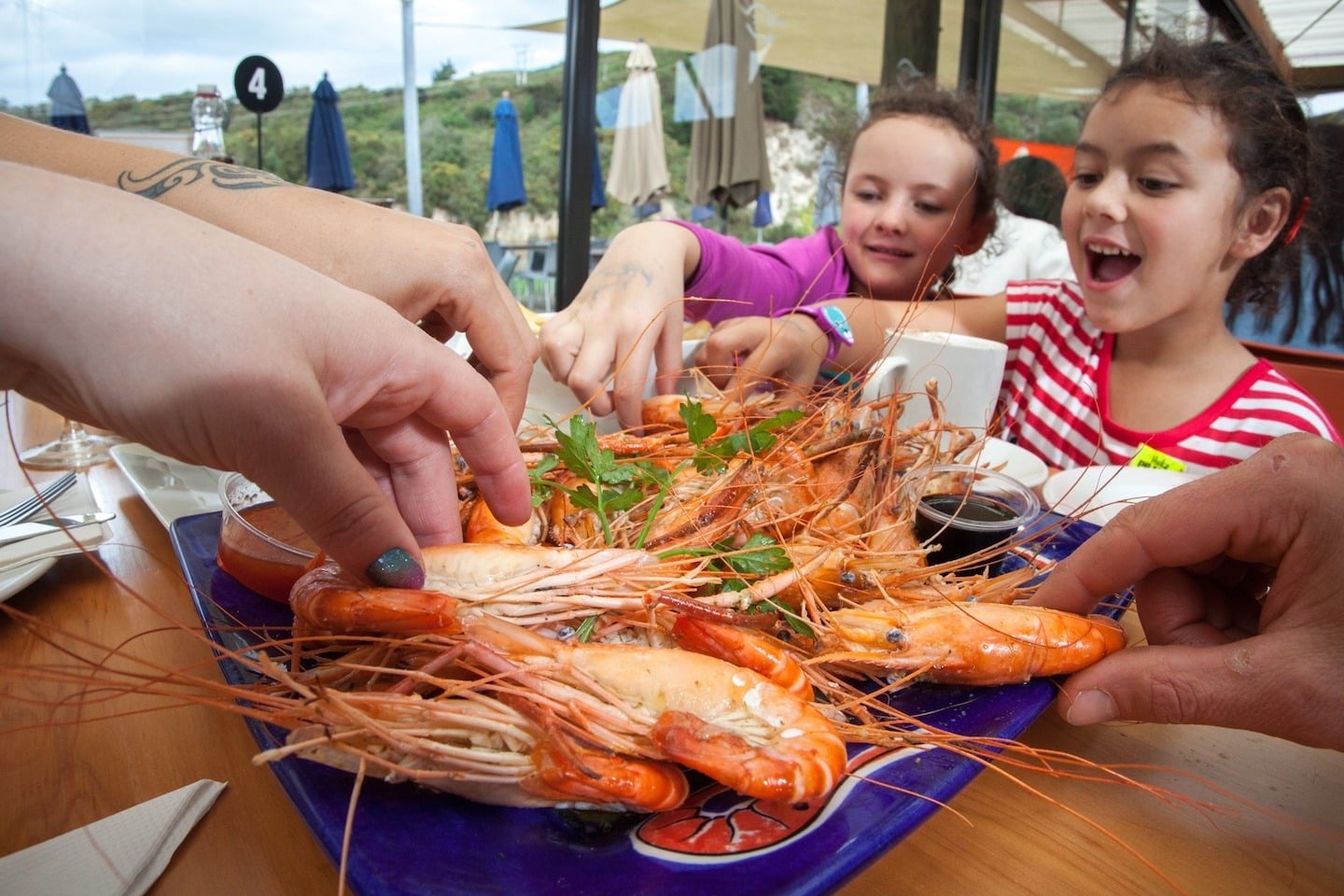 Family-friendly dining in the Taupō region (with food the kids will love!)